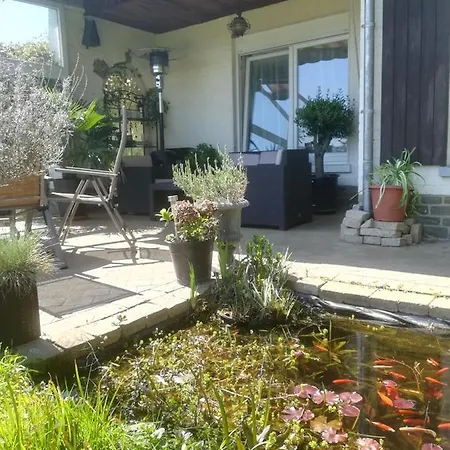 La Belle Vue Bed and Breakfast *